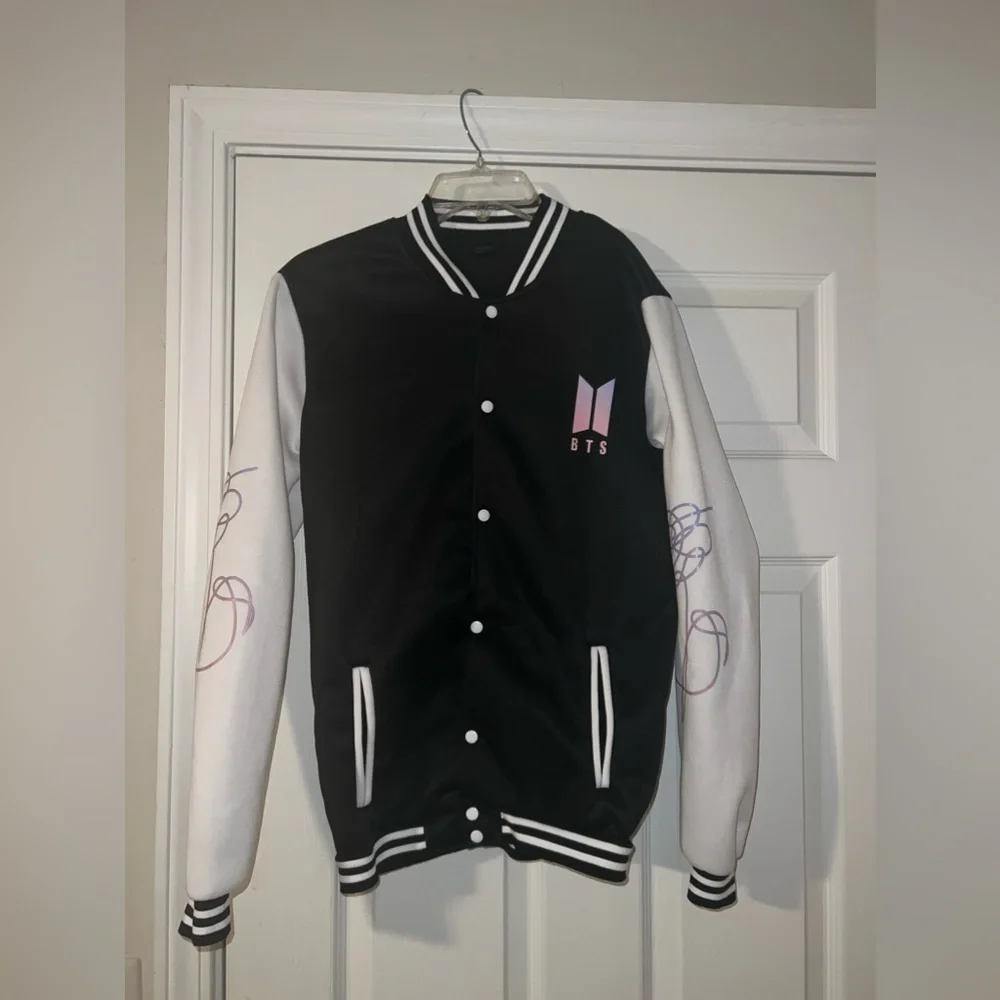 BTS K-Pop jacket size small - Picture 2 of 7